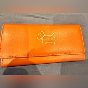 Radley London Heritage dog outline wallet in dark butter